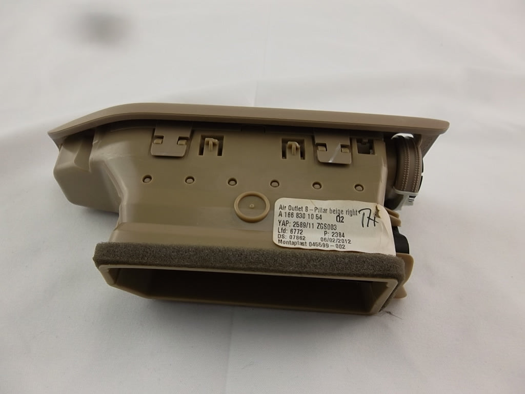 2012-2016 Mercedes Benz GL450 Passenger B pillar Air Vent 166-830-10-54