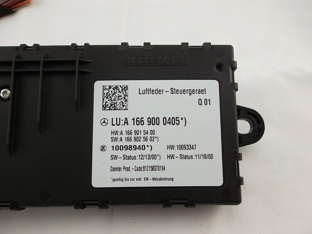 2013-2016 Mercedes Benz GL450 Airmatic Air Suspension Control Module 166-900-04-05