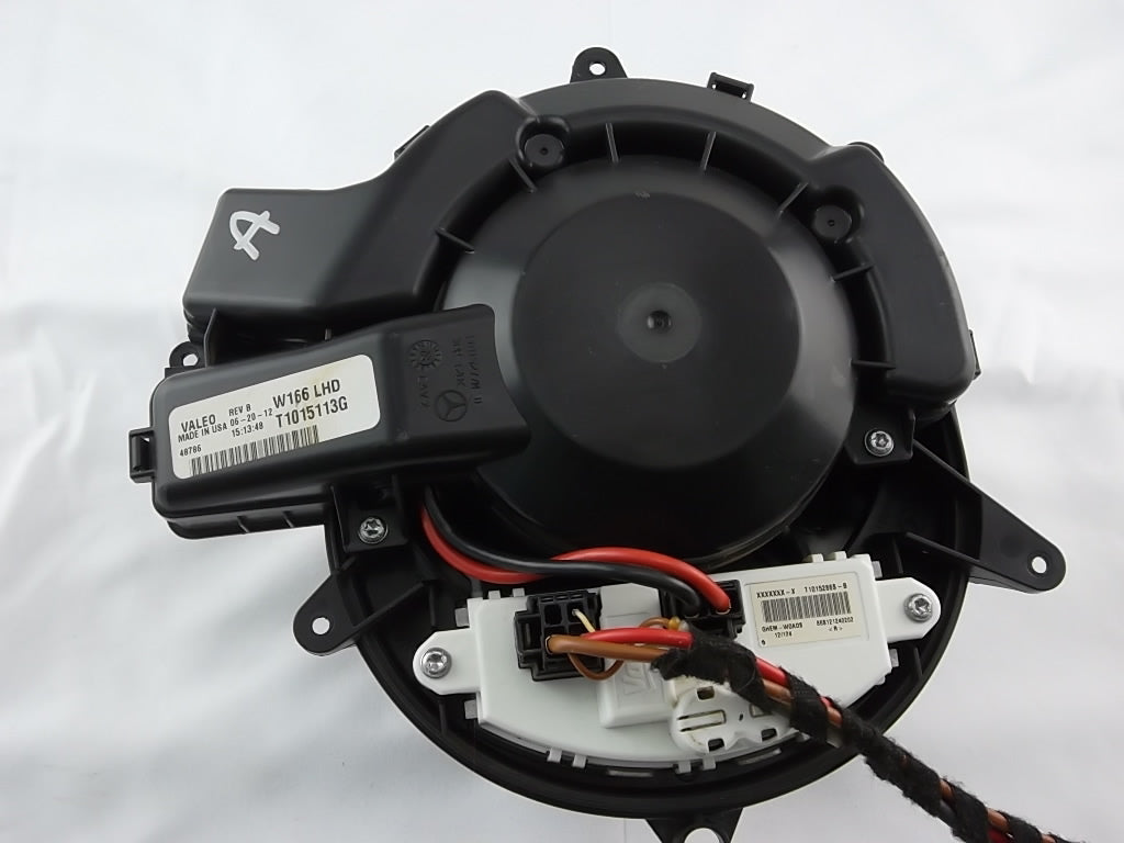 2012-2016 Mercedes Benz GL450 HVAC Blower Motor Assembly 166-906-61-00
