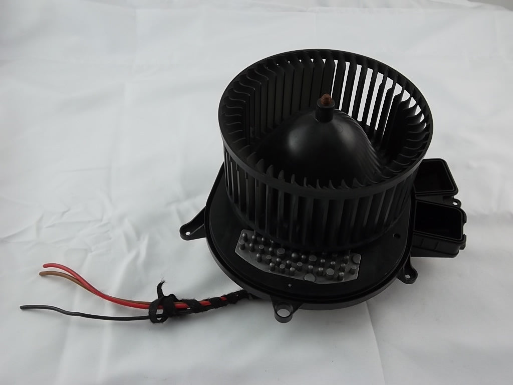 2012-2016 Mercedes Benz GL450 HVAC Blower Motor Assembly 166-906-61-00