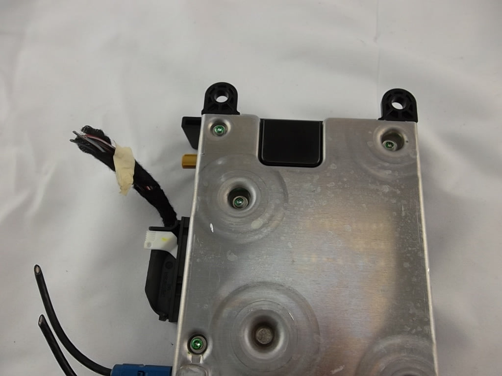 2012-2016 Mercedes Benz GL450 Communication Control Module 231-900-30-02