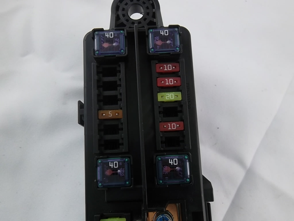 2018-2024 Honda Odyssey  Fuse & Relay Box 38200-THR-A21
