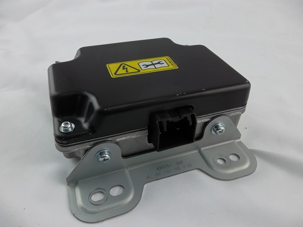 2013-2015 Mercedes Benz GLK350 Power Inverter Control Module 000-900-27-06