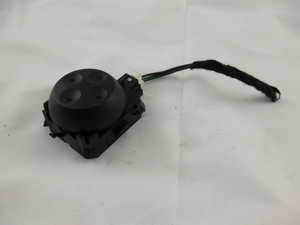 2010-2016 Mercedes Benz GL450 Front Driver Seat Lumbar Adjustment Switch
