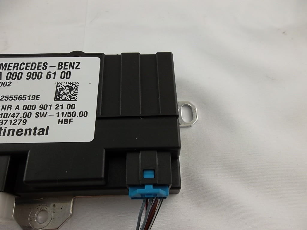 2011-2016 Mercedes Benz GL450 Fuel Pump Control Module 000-900-61-00