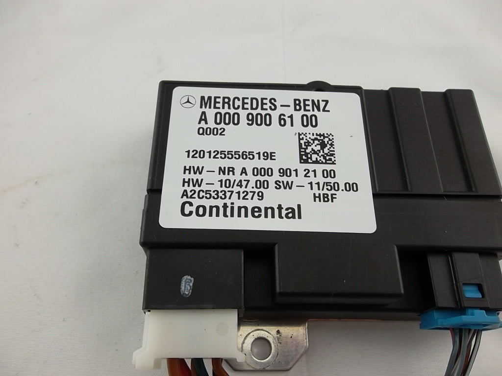 2011-2016 Mercedes Benz GL450 Fuel Pump Control Module 000-900-61-00