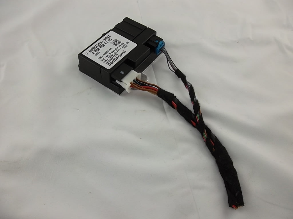 2011-2016 Mercedes Benz GL450 Fuel Pump Control Module 000-900-61-00
