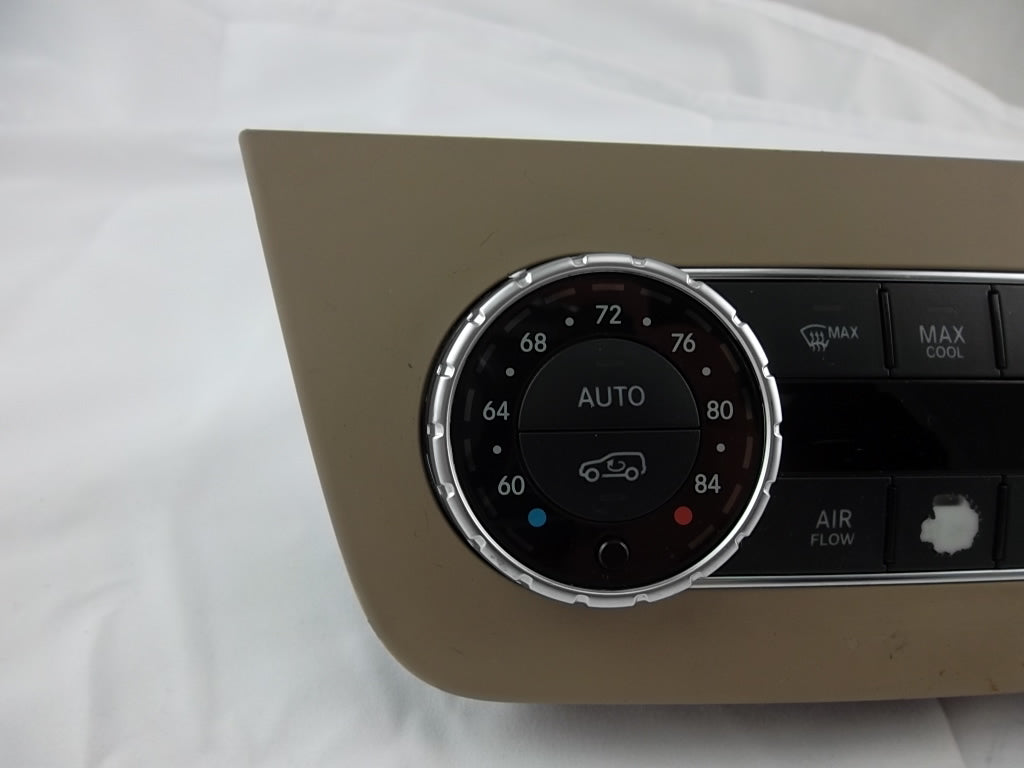 2013-2016 Mercedes Benz GL450 Dash Climate Control Unit 166-900-74-08