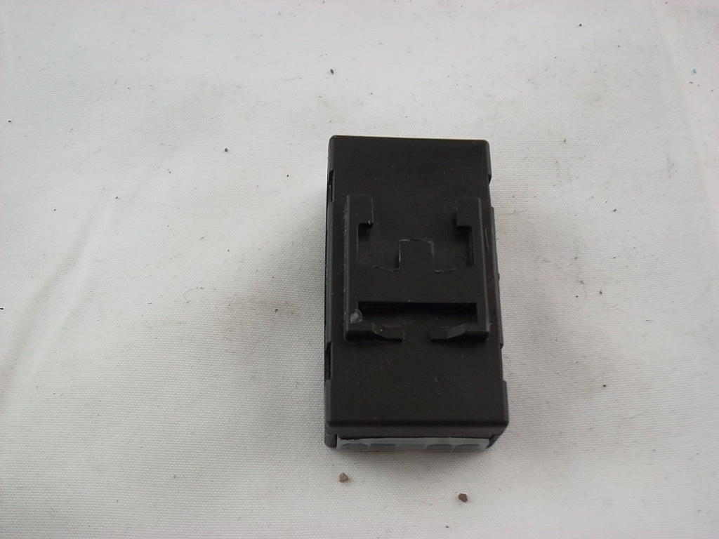 2018-2024 Toyota Camry Seat Heater Control 87501-07010