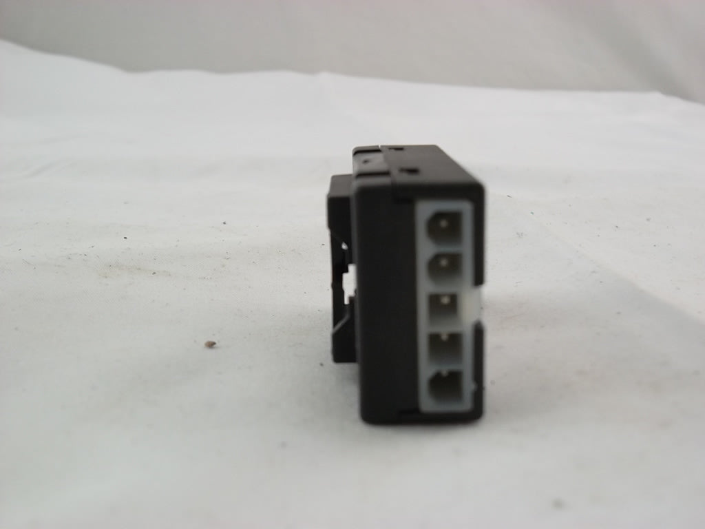 2018-2024 Toyota Camry Seat Heater Control 87501-07010