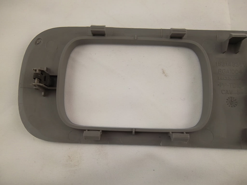 2018-2024 Honda Odyssey Bezel Assy Map Light  Long 83202-THR-A01