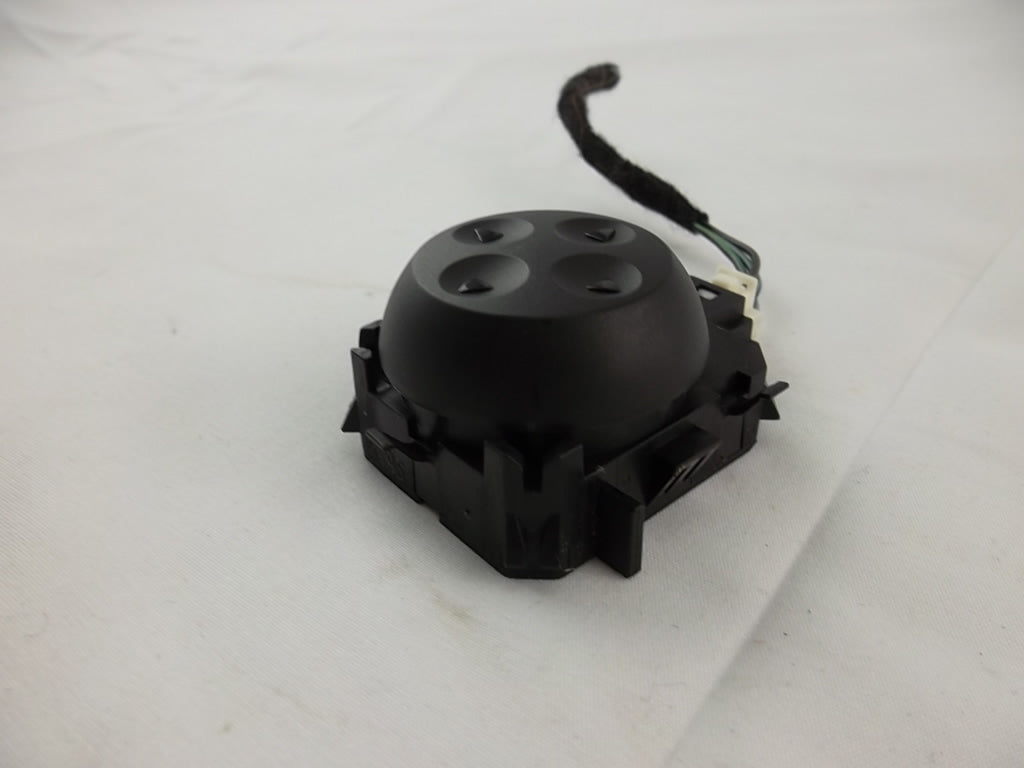 2010-2016 Mercedes Benz GL450 Front Passenger Seat Lumbar Adjustment Switch
