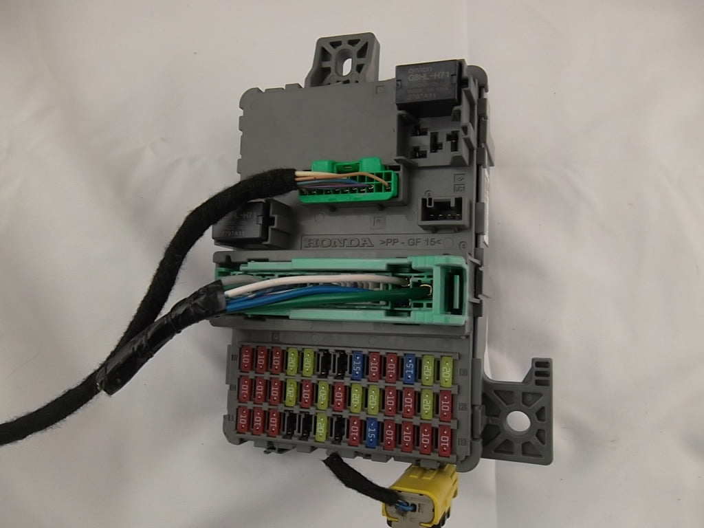 2018-2022 Honda Odyssey Fuse & Relay Box 38202-THR-A00