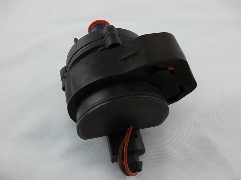2010-2015 Mercedes Benz GLK350 Auxiliary Water Pump 204-835-03-64