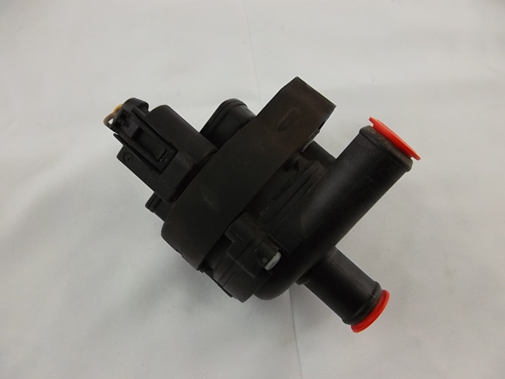 2010-2015 Mercedes Benz GLK350 Auxiliary Water Pump 204-835-03-64
