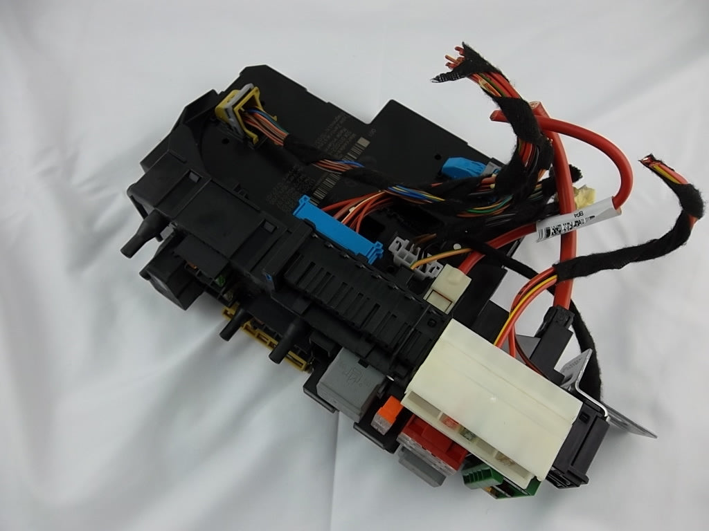 2010-2015 Mercedes Benz GLK350 Rear SAM Fuse Relay Box 204-906-58-02