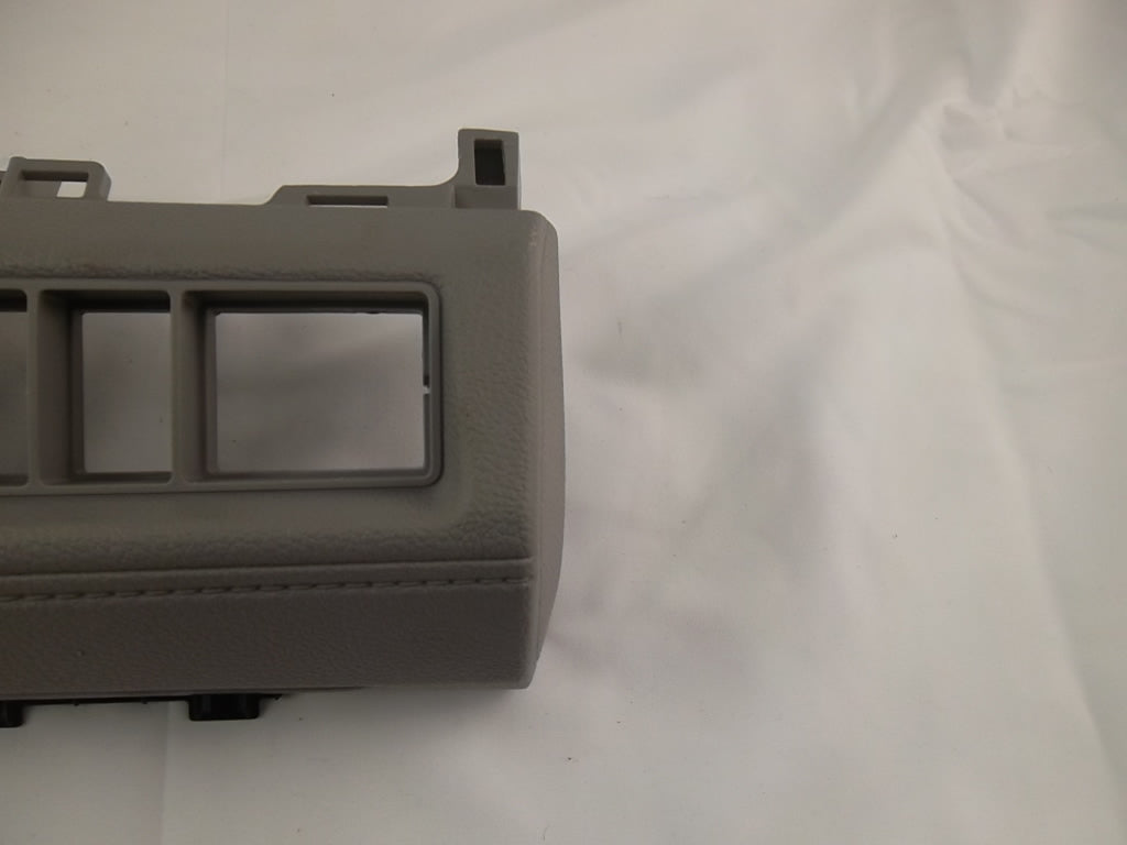 2018-2024 Honda Odyssey : Dashboard switch Bezel Trim Cover Panel 77241-THR-A01