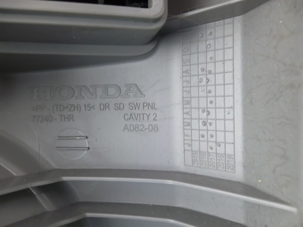 2018-2024 Honda Odyssey : Dashboard switch Bezel Trim Cover Panel 77241-THR-A01