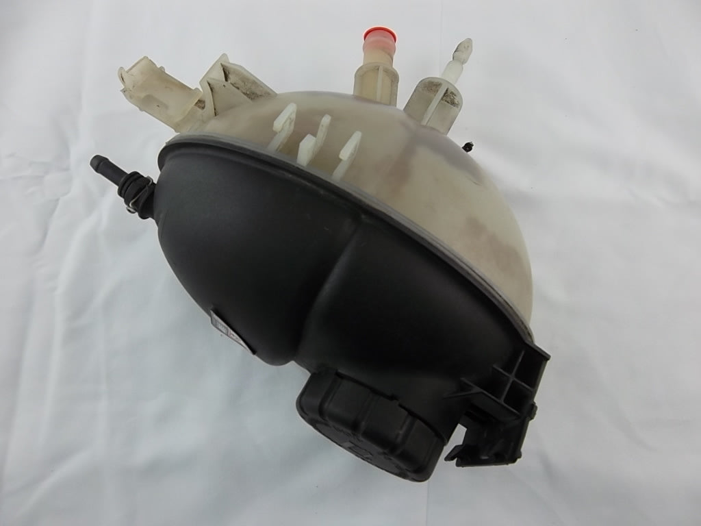 2009-2015 Mercedes Benz GLK350 Engine Coolant Expansion Tank 204-500-07-49