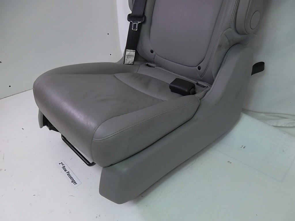 2018-2020 Honda Odyssey  Rear Back 2nd Row Passenger Seat 81302-THR-A02