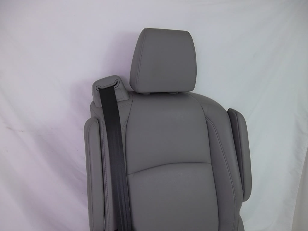 2018-2020 Honda Odyssey  Rear Back 2nd Row Passenger Seat 81302-THR-A02