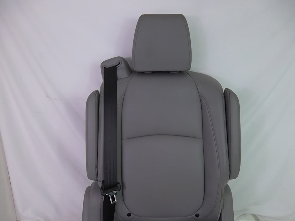 2018-2020 Honda Odyssey  Rear Back 2nd Row Passenger Seat 81302-THR-A02