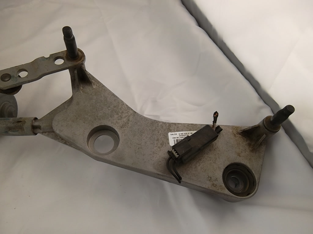 2012-2016 Mercedes Benz GL450 Front Windshield Wiper Motor w/Linkage 166-820-07-41
