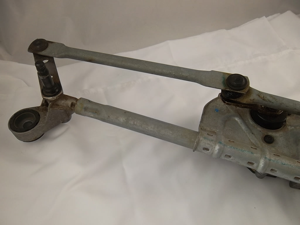 2012-2016 Mercedes Benz GL450 Front Windshield Wiper Motor w/Linkage 166-820-07-41