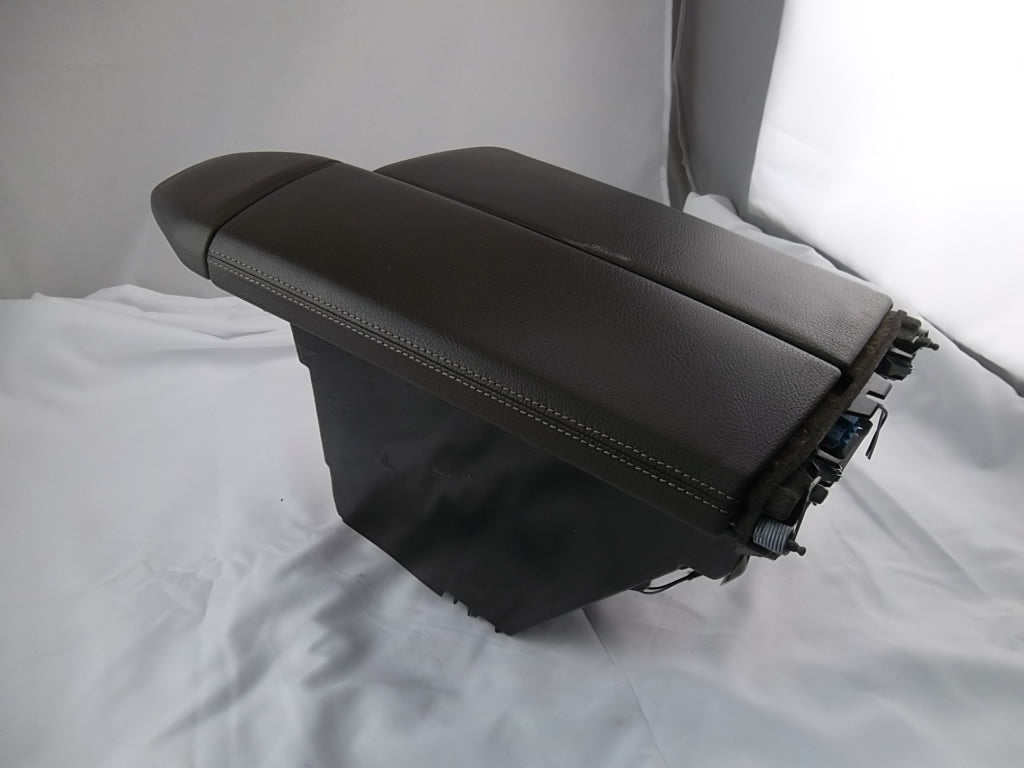 2012-2016 Mercedes Benz GL450 Center Console Armrest Storage Compartment
