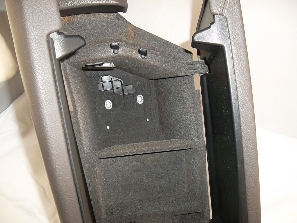 2012-2016 Mercedes Benz GL450 Center Console Armrest Storage Compartment