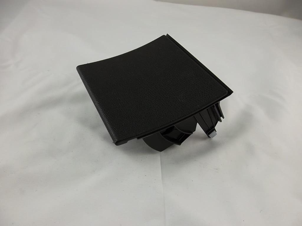 2008-2017 Mercedes Benz GLK350 Rear Center Console Ashtray  204-682-01-16