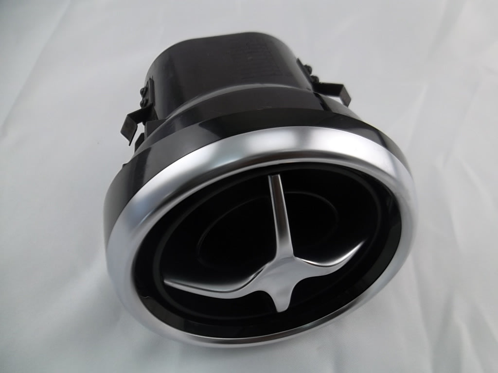 2013-2015 Mercedes Benz GLK350 Dashboard Air vent Nozzle Right 204-830-78-54