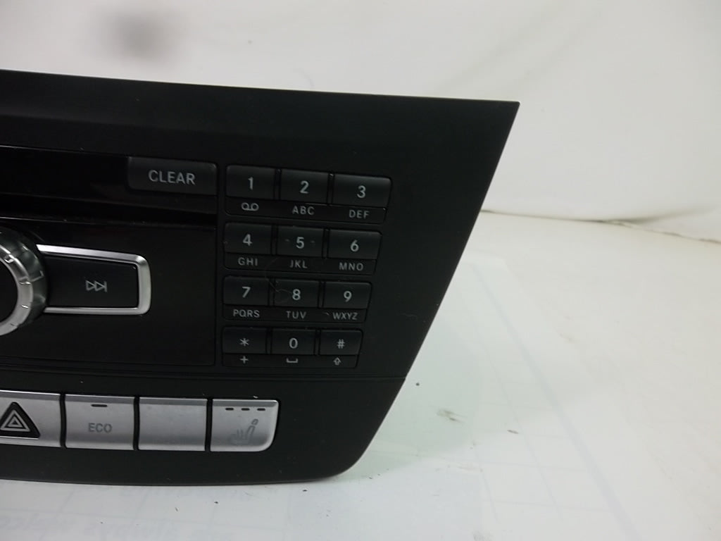 2012-2013 Mercedes Benz C300 Navigation Head Unit Radio CD Player 204-900-27-11