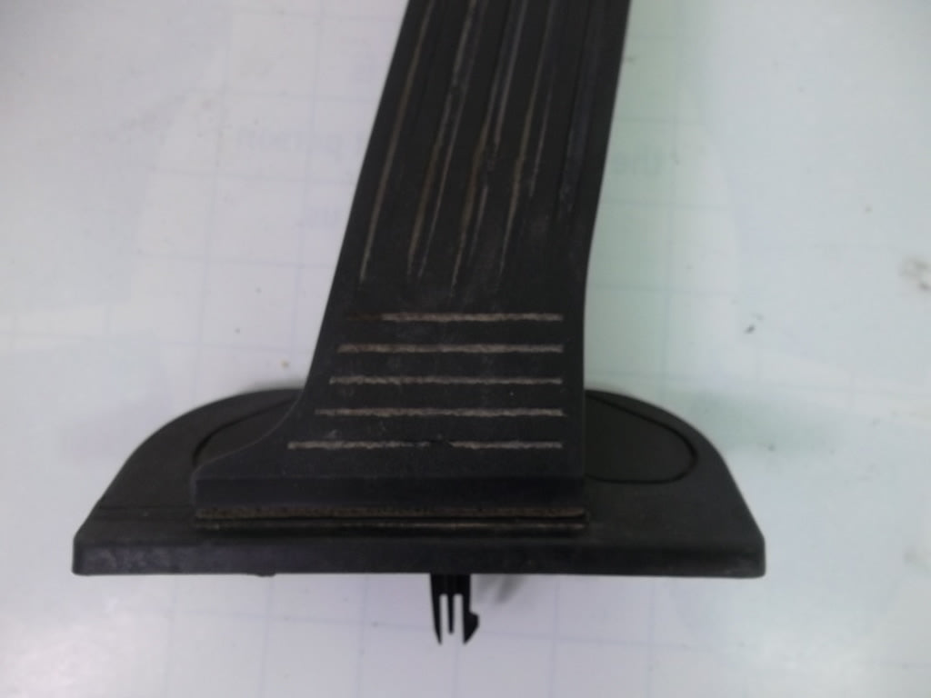 2018-2022 Toyota Camry Accelerator Gas Pedal Pad 78101-33060