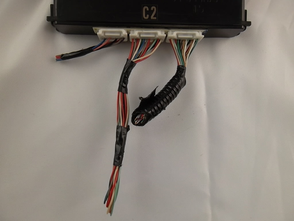 2018-2020 Toyota Camry Smart Key Computer Assembly  89990-06190