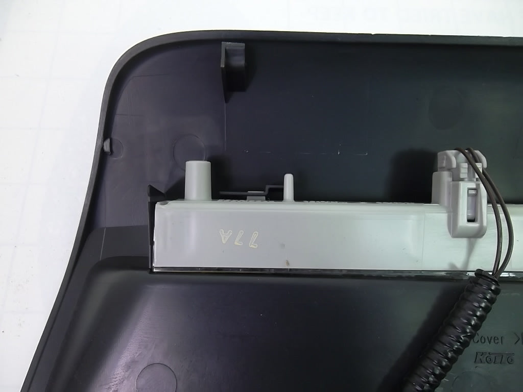 2018-2024 Toyota Camry Center High Mount Stop Light Assembly  81006-33070