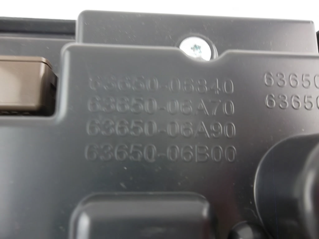 2018-2020 Toyota Camry Roof Overhead Console Dome Light Lamp Switch 63605-06100