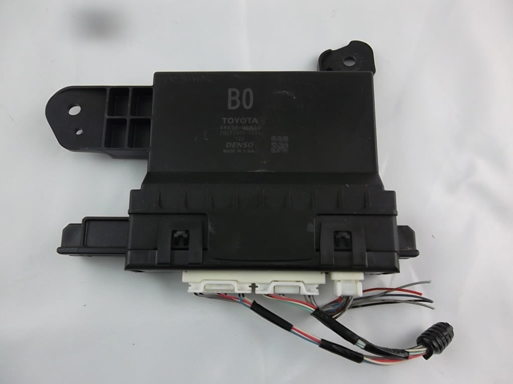2018-2019 Toyota Camry AC Amplifier Climate Temperature Control Module 88650-06B00