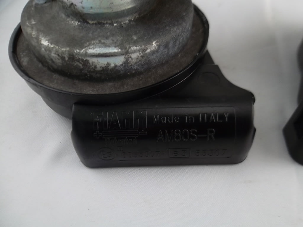 2008-2018 Mercedes Benz C300 Horn Set