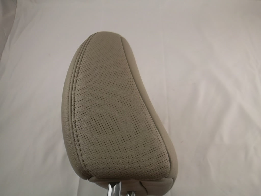 2011-2014 Toyota Sienna Front Seat Headrest Leather LC42 71910-08090
