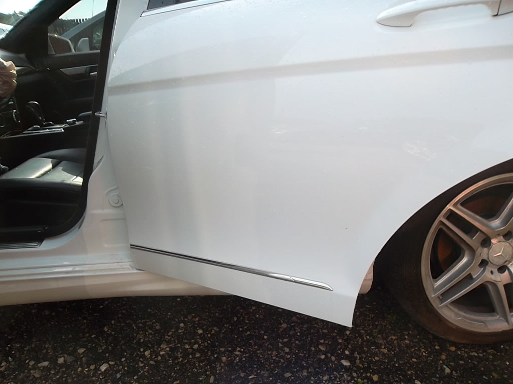 2008-2014 Mercedes Benz C300 Door Rear Driver WHITE