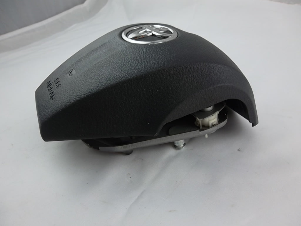 2009-2013 Toyota Corolla Steering Wheel SRS Airbag 45130-02400