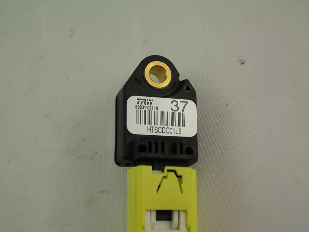 2010-2014 Toyota Corolla SRS Side Airbag Crash Impact Sensor Passenger 89831-02110
