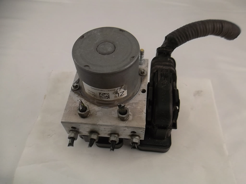 2018-2020 Toyota Camry ABS Pump Control Module 44540-06270