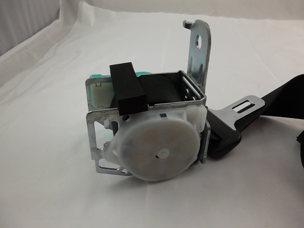 2010-2013 Toyota Corolla Seat Belt Retractor Rear Center 73470-02301