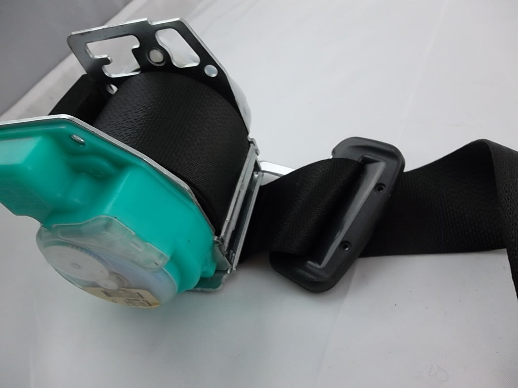 2010-2013 Toyota Corolla Seat Belt Retractor Rear Center 73470-02301