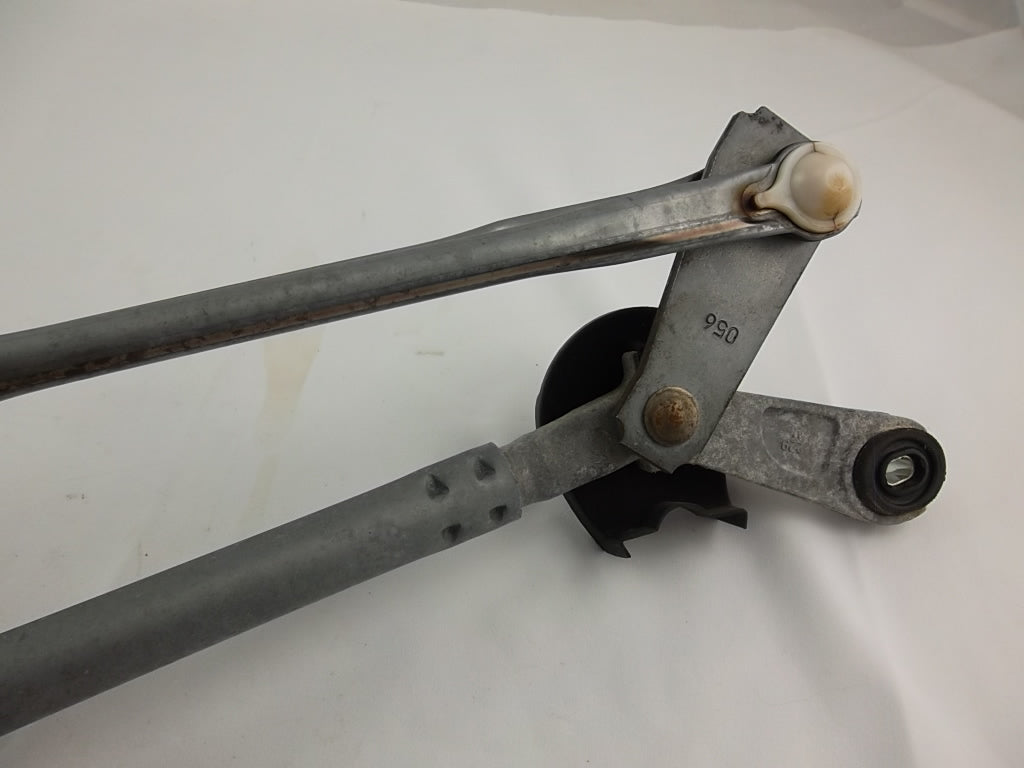 2009-2013 Toyota Corolla Wiper Linkage w/Motor 85150-02240