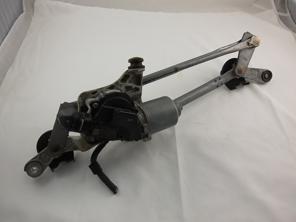 2009-2013 Toyota Corolla Wiper Linkage w/Motor 85150-02240