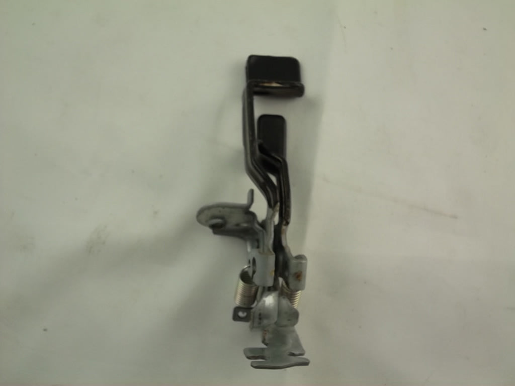 2009-2019 Toyota Corolla Trunk Lid Fuel Tank Door Release Lever