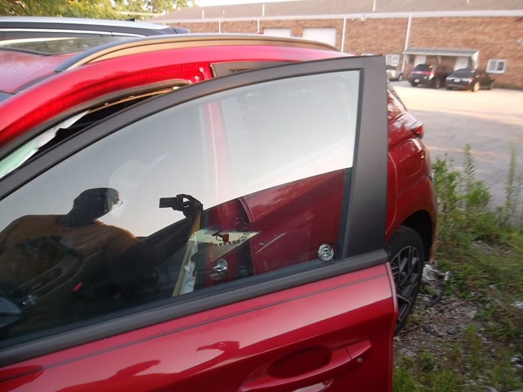 2018-2023 Hyundai Kona Door Front Driver 76003-J9000